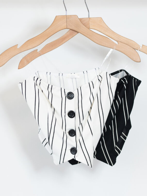 Blusa Strapless corta