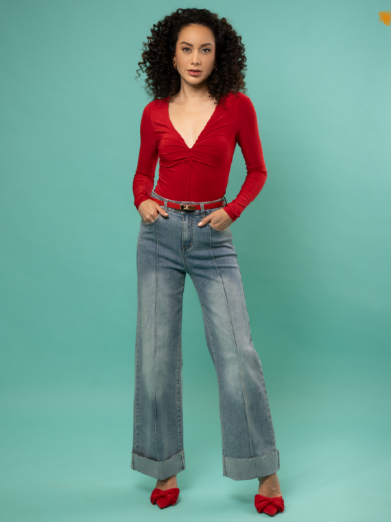 Blusa Tipo Body - Jeans Wide Leg